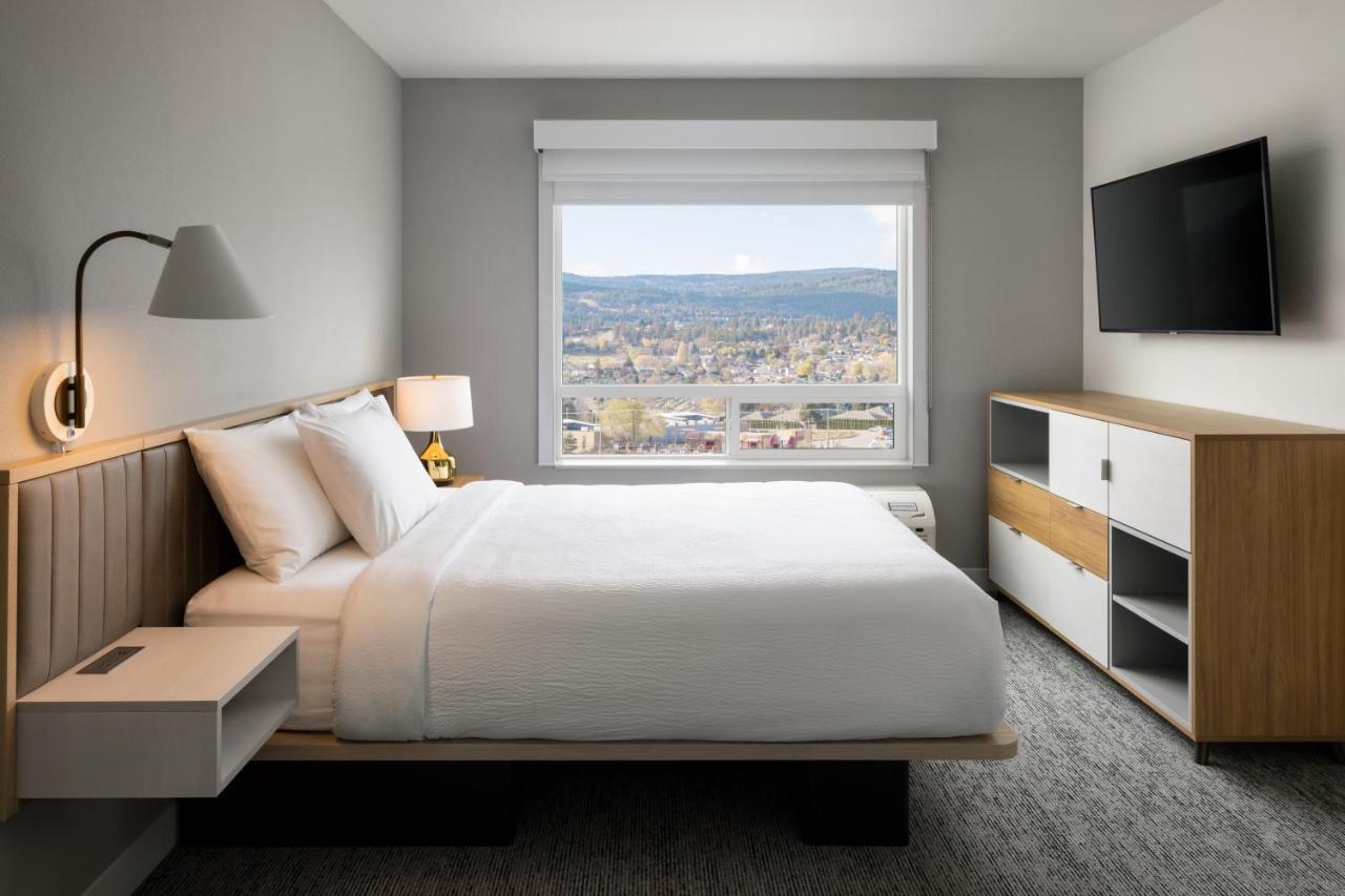 Towneplace Suites By Marriott West Kelowna Exteriör bild