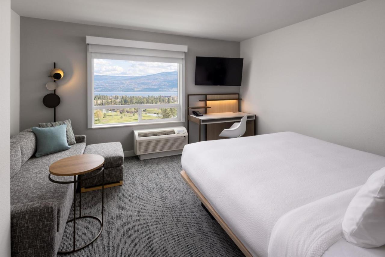 Towneplace Suites By Marriott West Kelowna Exteriör bild