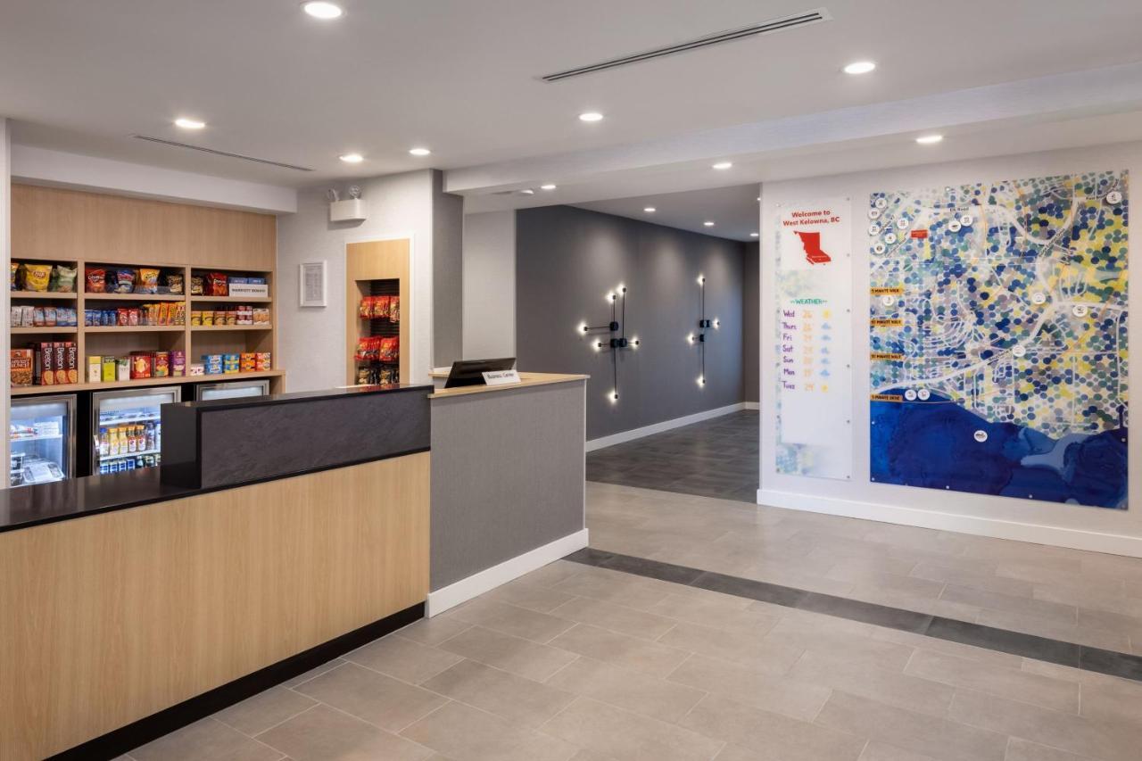 Towneplace Suites By Marriott West Kelowna Exteriör bild